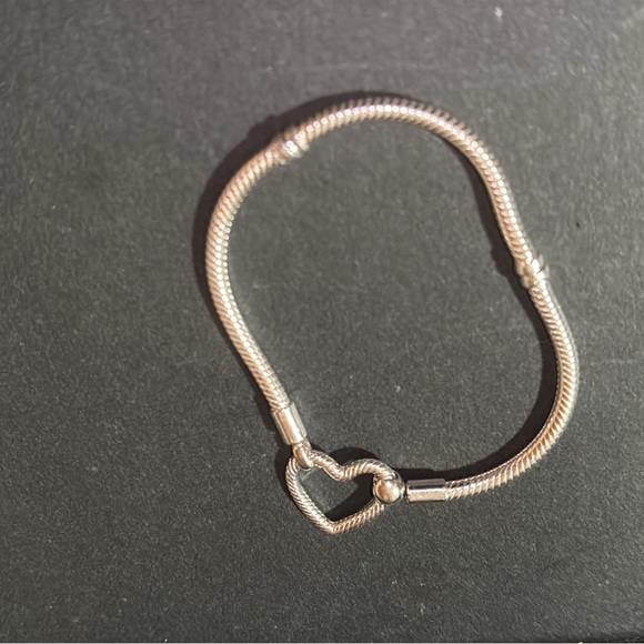 ✨SOLD✨
Pandora Sterling Silver Open Heart Clasp Bracelet - Picture 9 of 16